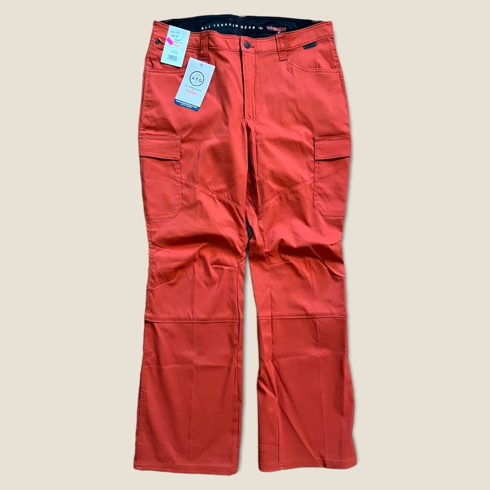 Wrangler ATG Bootcut Cargo Convertible Pant size 16